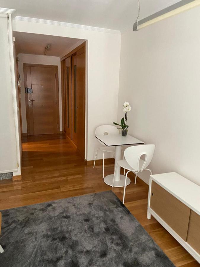 Estudio Parking Centro Puerta Del Sol Виго Екстериор снимка